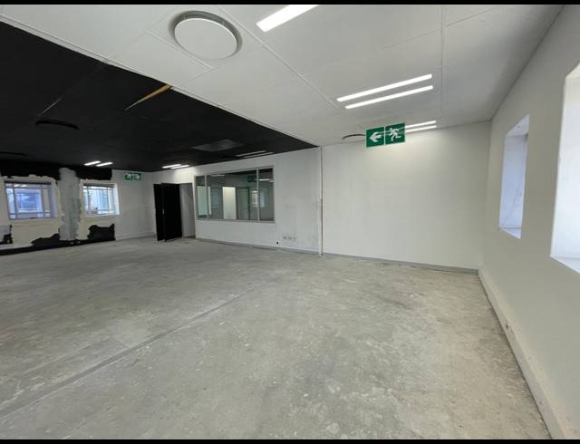 205.60M² OFFICE TO LET IN RIVONIA